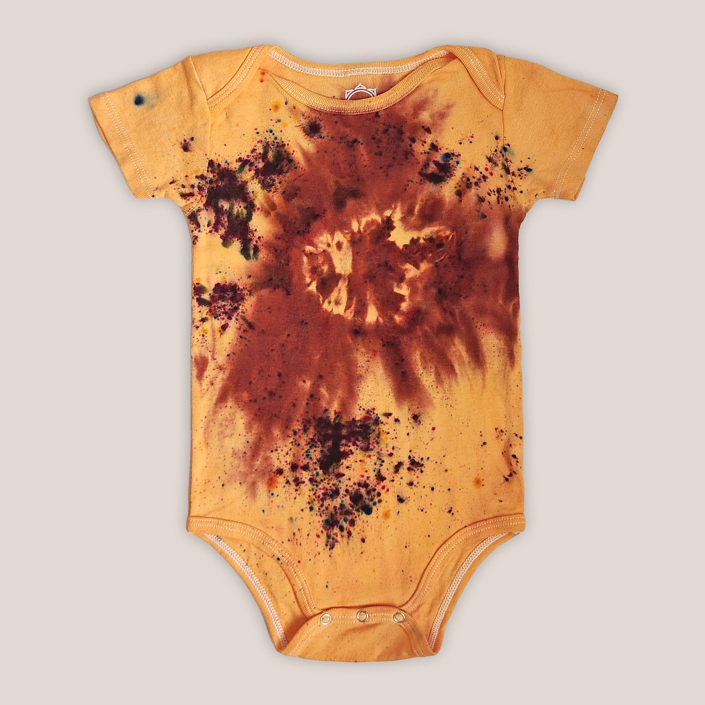 Sahara Organic Tie Dye Baby Bodysuit + Hat