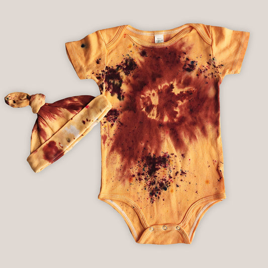 Sahara Organic Tie Dye Baby Bodysuit + Hat