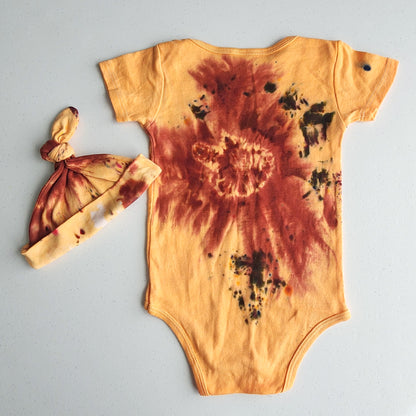 Sahara Organic Tie Dye Baby Bodysuit + Hat
