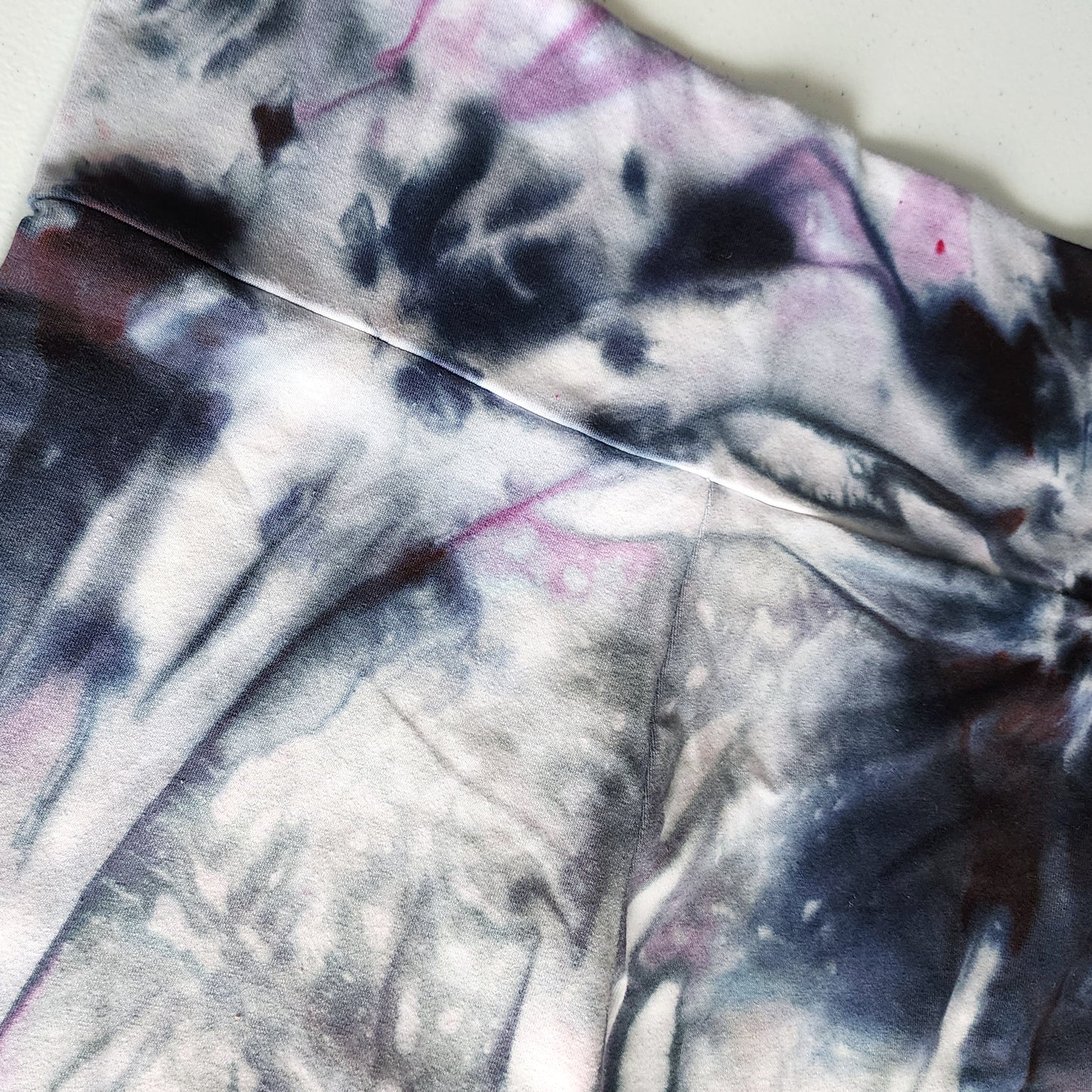 Arela Tie Dye Yoga Pants