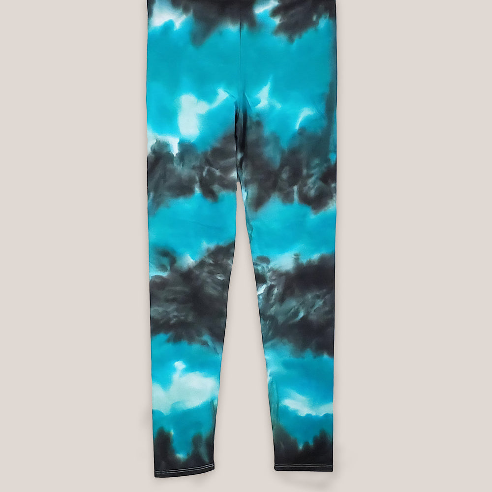 Teal tie dye yoga leggings.