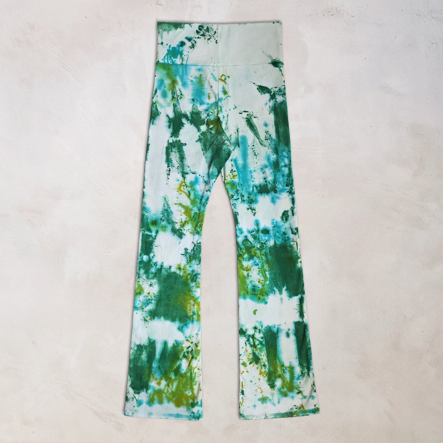 Dandelion Root Tie Dye Flare Leggings