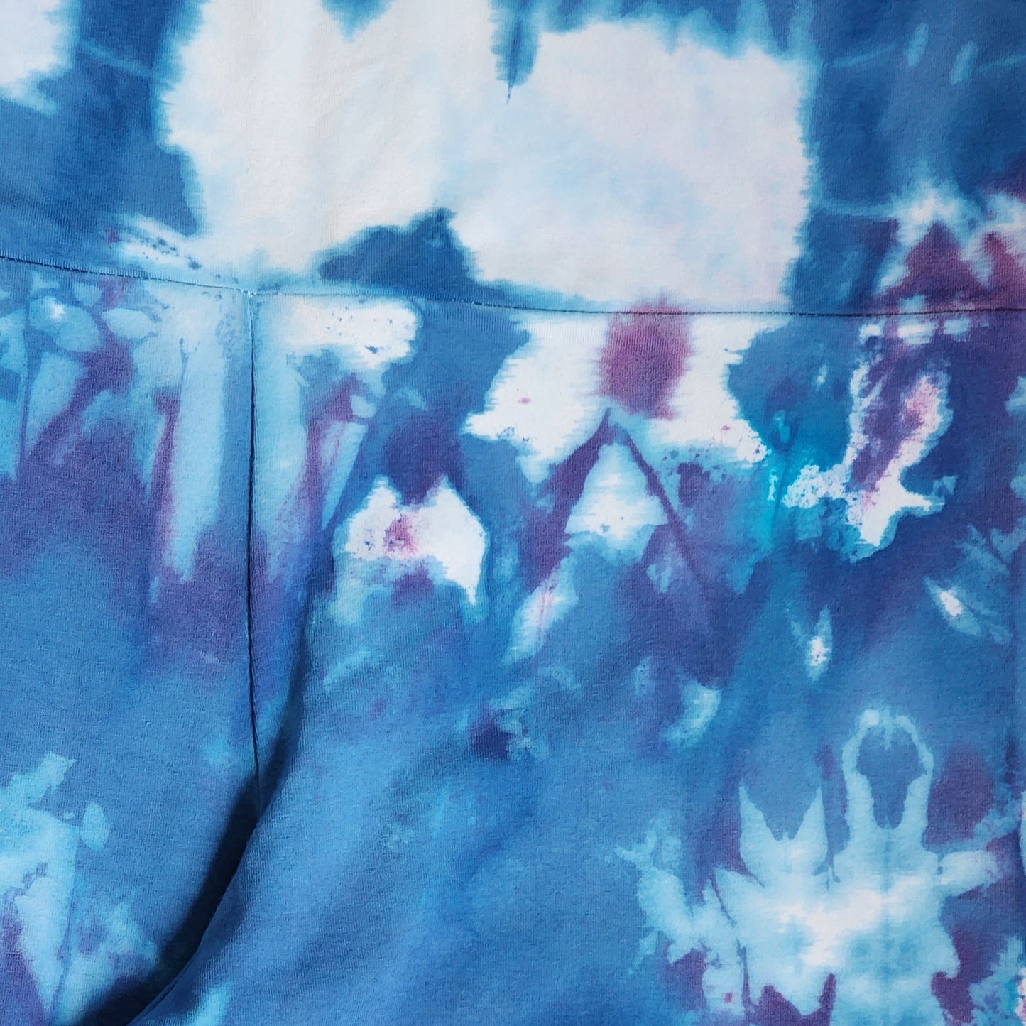 Mountain Bluebell Tie Dye Flare Leggings