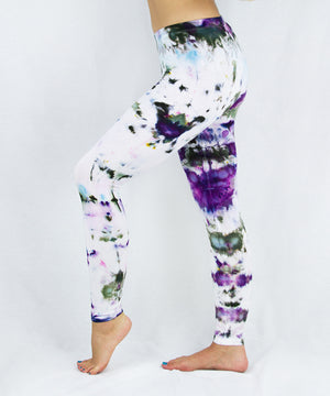 
                
                    Load image into Gallery viewer, Amethyst ice dye yoga leggings by Akasha Sun.
                
            