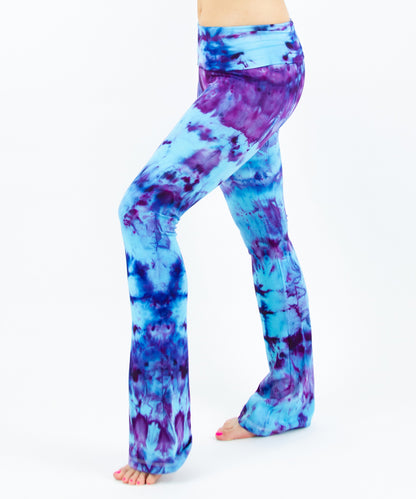 Blue + purple ice dye yoga pants by Akasha Sun.