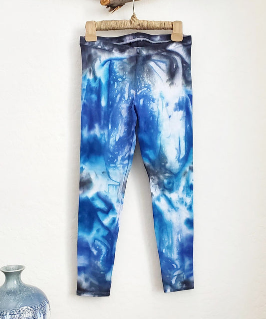 Blue and black tie dye leggings.