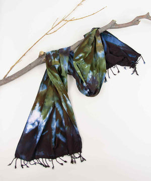 
                
                    Load image into Gallery viewer, Lorelei Tie Dye Scarf
                
            