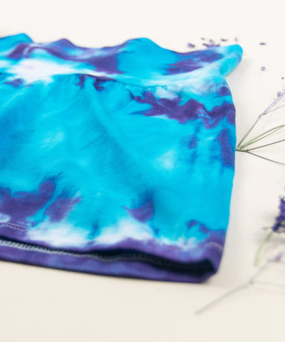 Blue tie dye wide band yoga shorts by Akasha Sun.