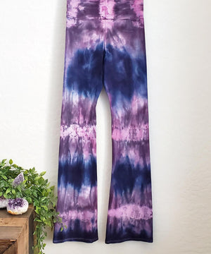 
                
                    Load image into Gallery viewer, Sand Dune Sunset Tie Dye Yoga Pants
                
            