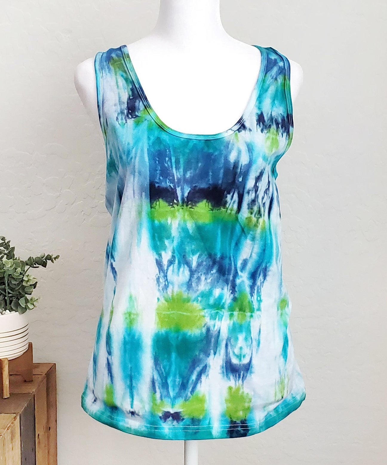 Teal and green tie dye tank top.